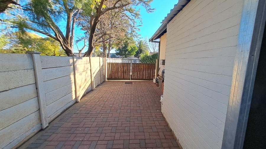 5 Bedroom Property for Sale in Universitas Free State